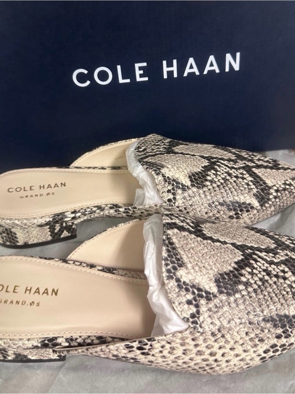 New Cole Haan Snake-Print Pointed Slip-On Mules size 9.5 B - Picture 2 of 3